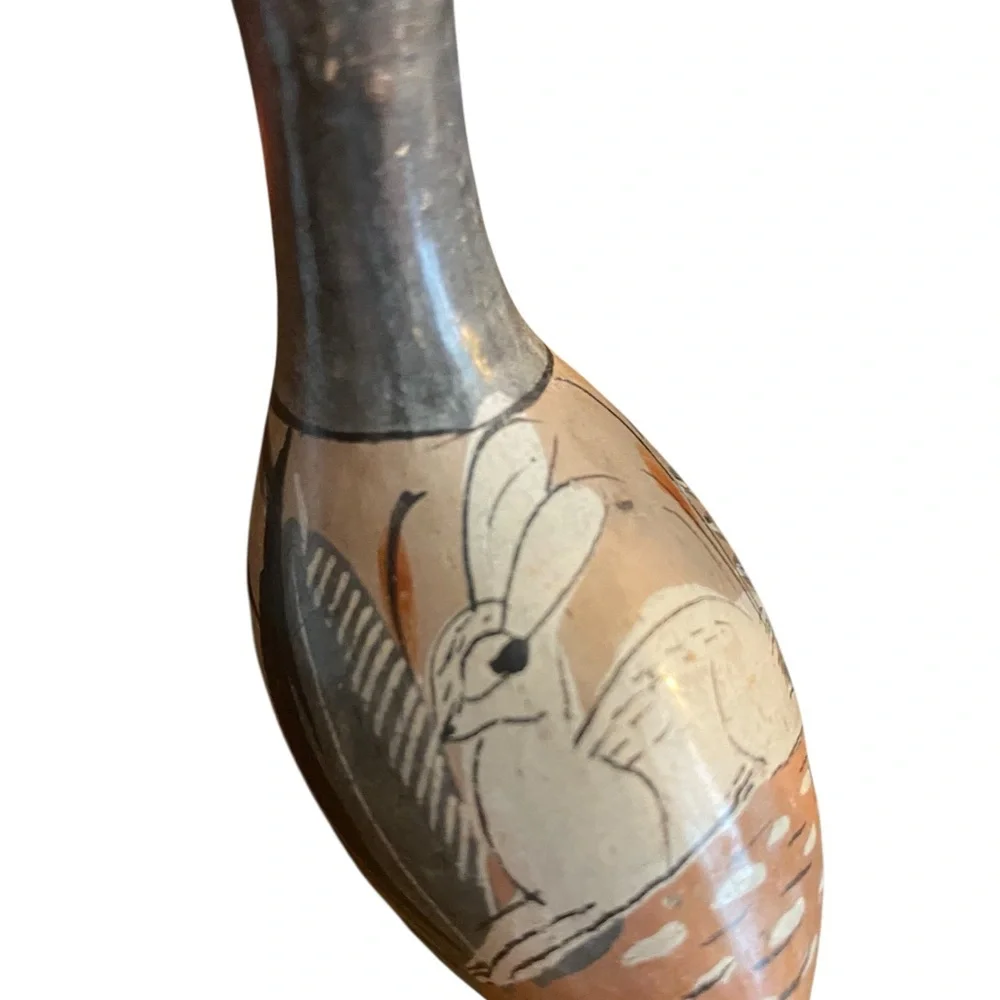 Vintage Tonala Mexican Pottery Folk Art Bird Figurine hare painted on back 3”